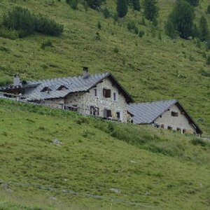 Besuch Alpsennerei / Visita in Praditschöl