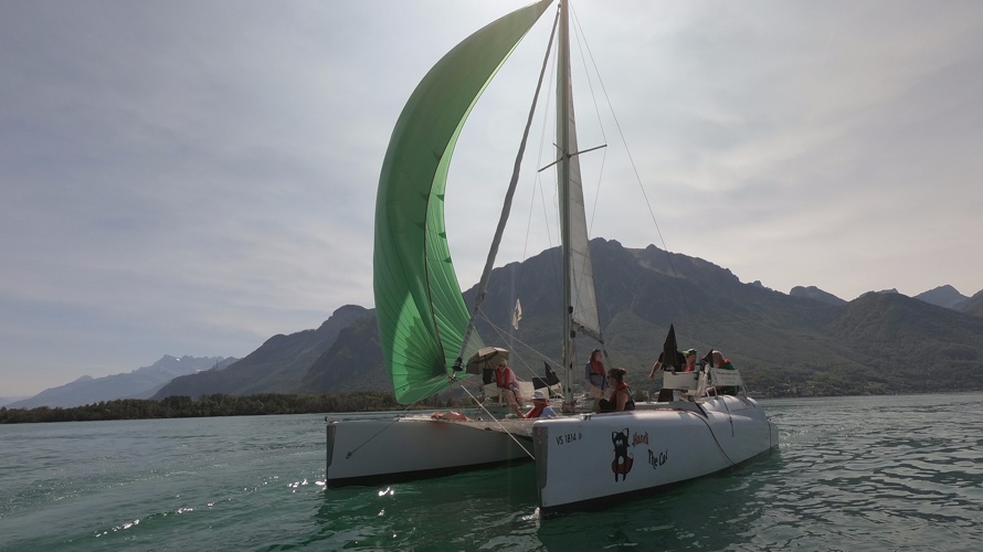 Un bus pour l'association Go Tandem