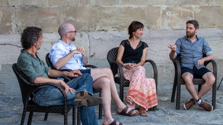 LA PASSION : AMOURS INFINIES INFINIES AMOURS