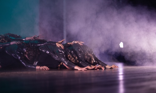 Tanz verbindet – Bühne frei für Gross und Klein in Uster