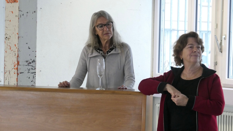 Anton und Amila auf dem Mond