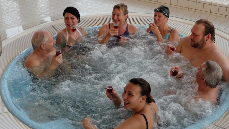 Neuer Whirlpool für Aquarina