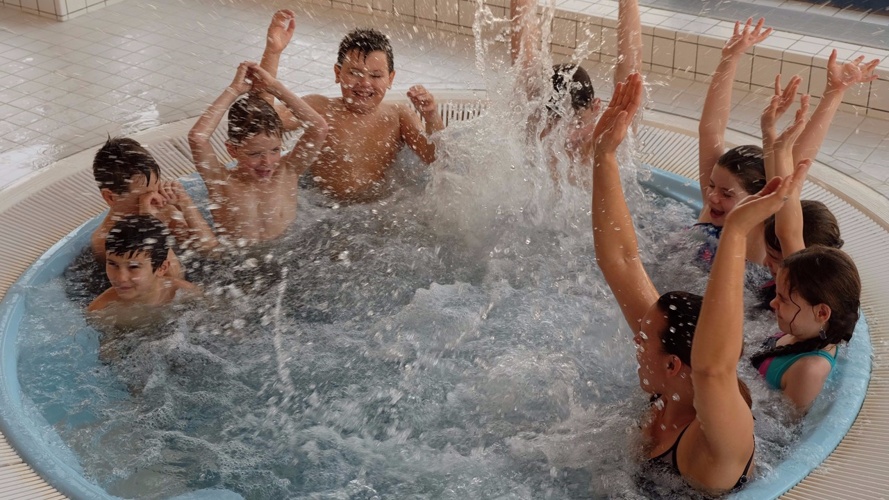 Neuer Whirlpool für Aquarina