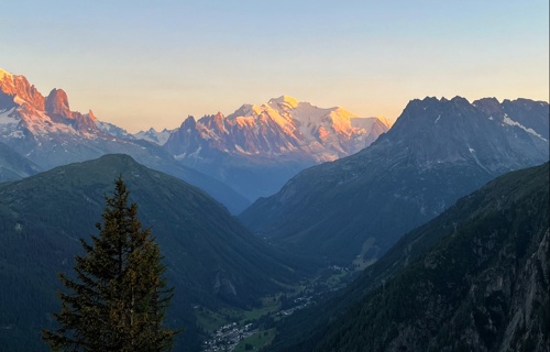 Réalisation d'un documentaire en montagne (trek Chamonix-Zermatt)