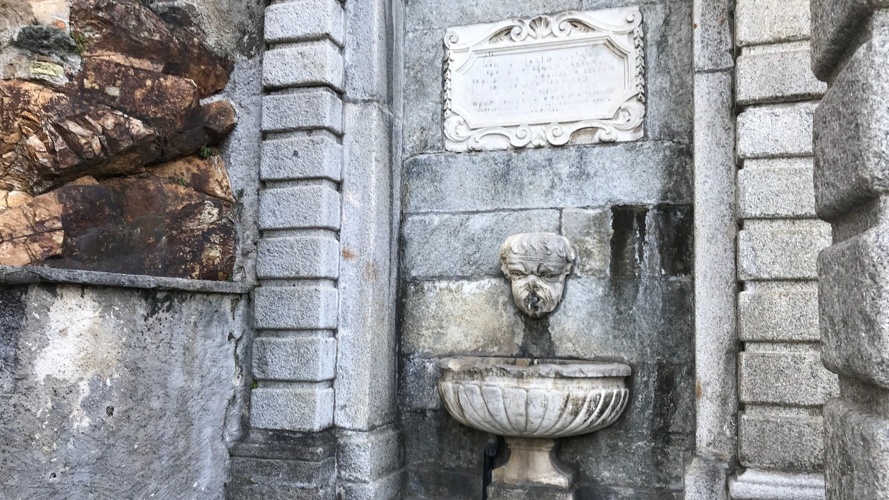 In riva al lago. Storie di famiglia e di Morcote.