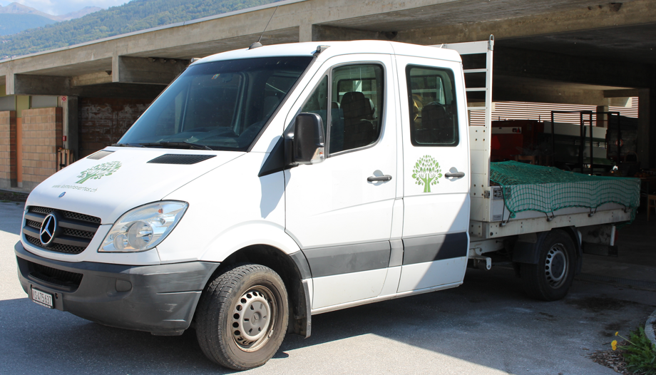 Nom de votre entreprise sur la camionnette