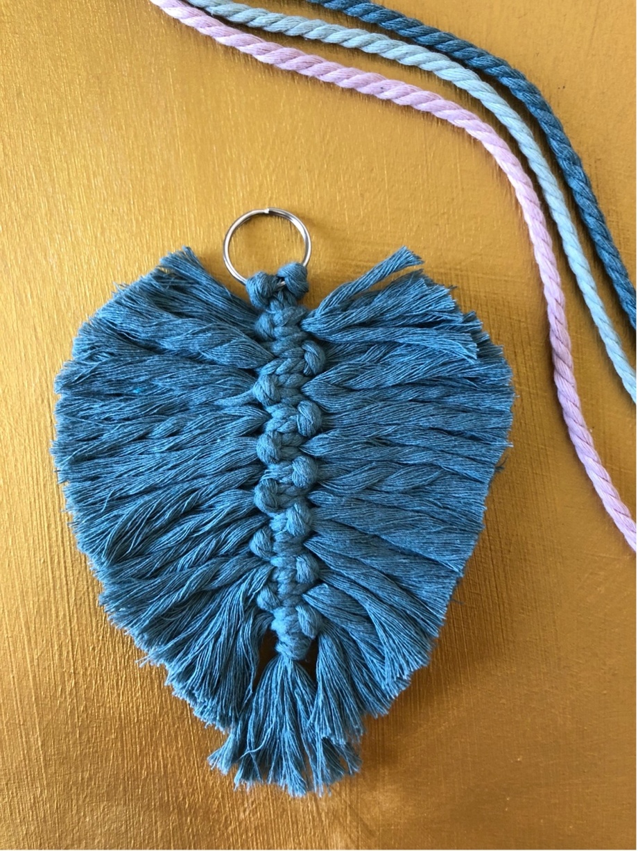 Makrameeschlüsselanhänger