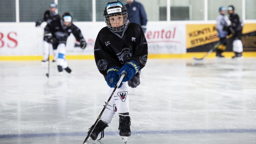 Fabio #16 am 66. internationalen Pee-Wee Turnier in Québec 2026