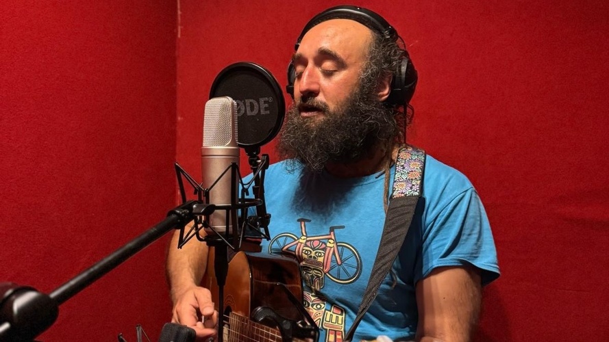 Hichem, enregistrement de deux albums de mon univers musical.