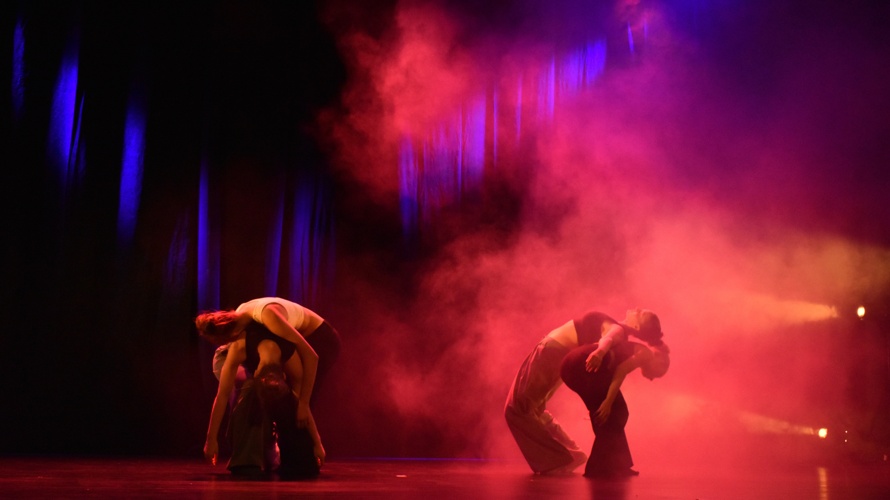 Zwischen Mir & Uns: Tanz-Research und Performance der Cie MOVE