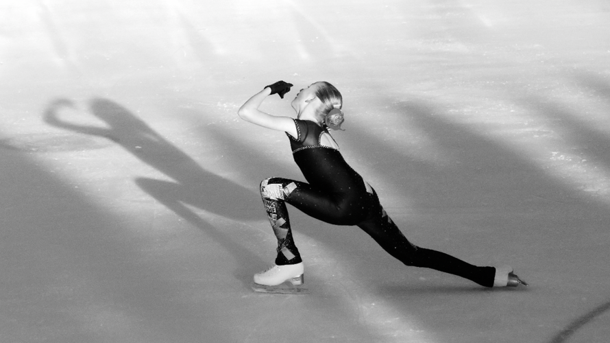 Ejnie Eiskunstlauf Saison 23/24