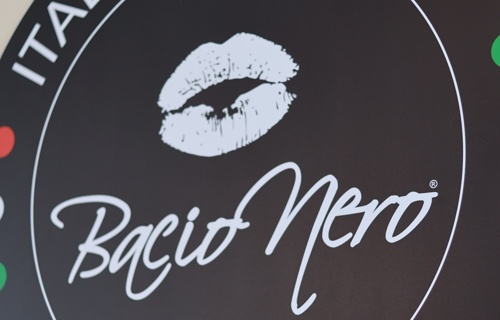 Bacio Nero Caffè Aarburg unterstützen