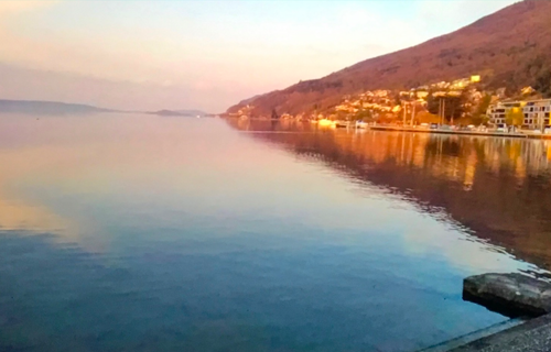 Baignade dans le lac de Bienne