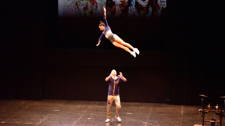 Rock'n'roll acrobatique - Toujours plus haut