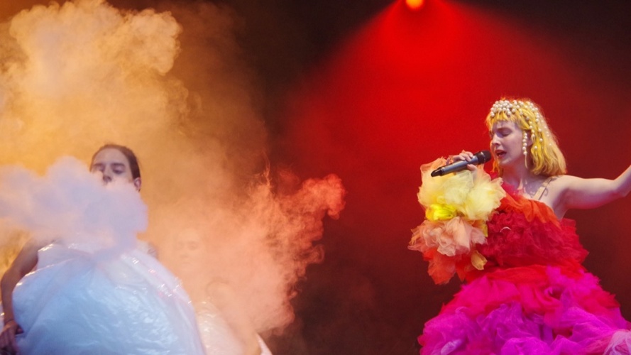 Junge, innovative Kunst mit Zukunftsvisionen