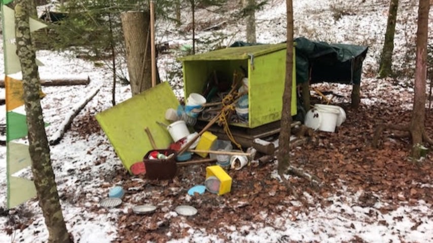 Wiederaufbau Waldspielgruppe