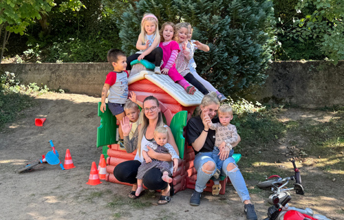 Ein Kita-Garten für Kinderlachen und Abenteuer