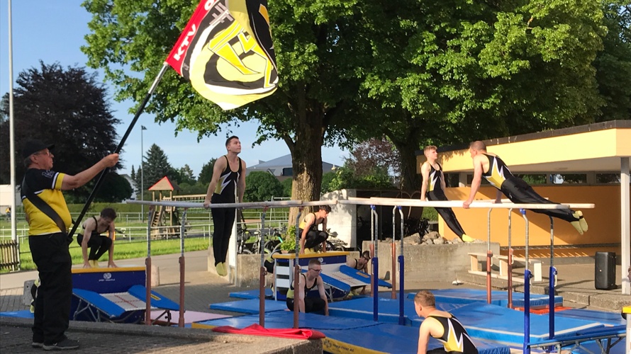 Sportequipment für unser neues Trainingshüttli im Bildstöckli