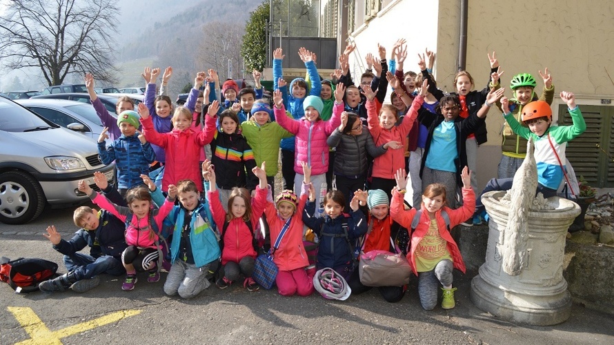 Neue Vereinsshirts für die Jugendriege Walenstadt