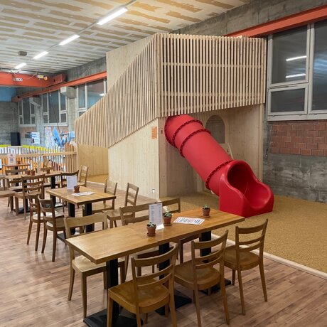 Basis-Ausbau Spielturm abgeschlossen