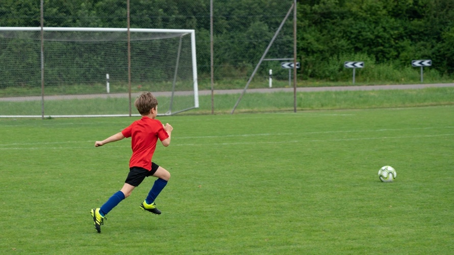 Mädchen Fussball Mannschaft beim FC Rot-Weiss Winikon / Uster