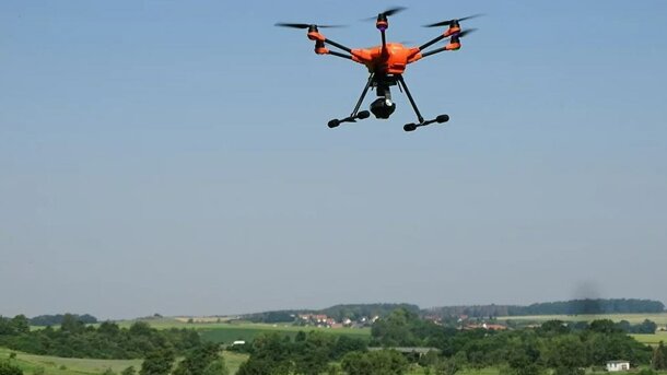  Rehkitzrettung mit Drohnensystem 