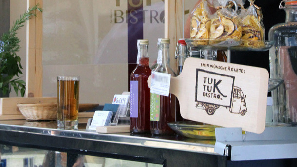 Das TukTuk-Bistro belebt das Zentrum in Schliern