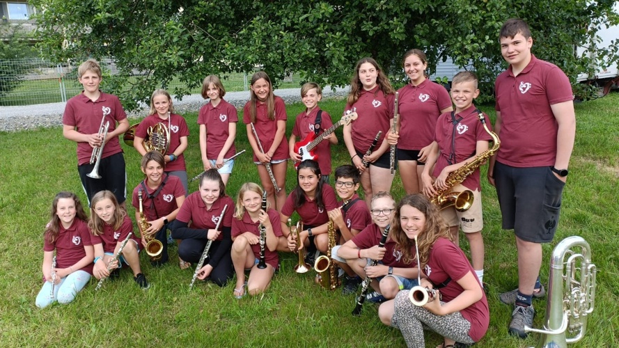 Neue Polo-Shirts für die Jugendmusik Schwarzenburg