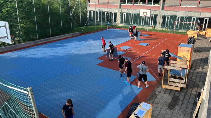 Unihockey Aussenfeld