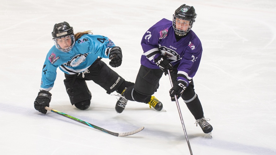Maira goes PeeWee 2027 Québec Canada