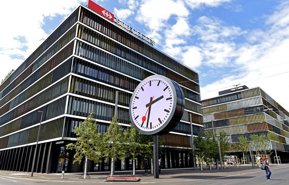 Einladung zur Eröffnungszeremonie, inkl. Apéro