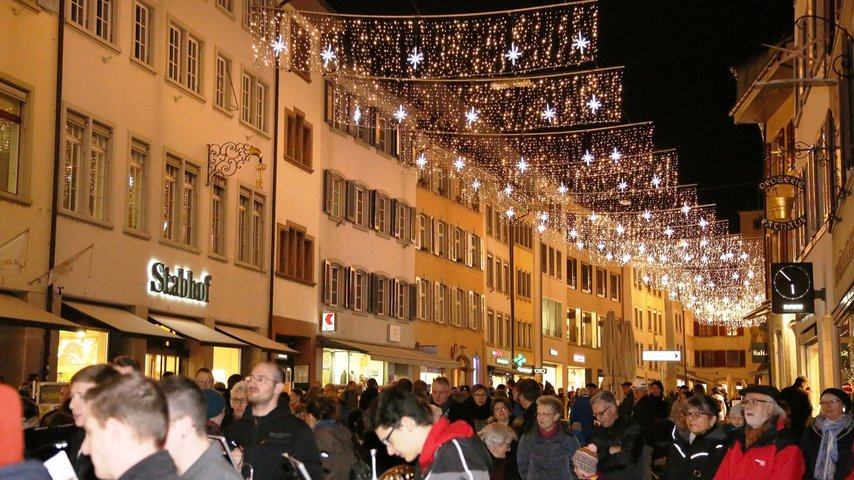 Weihnachtsbeleuchtung -Lasst uns zusammen Liestal zum Leuchten bringen