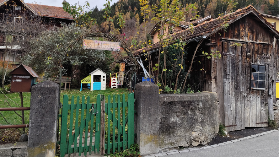 Kafi im Garten - ein Ort für Begegnung und Genuss in Maladers