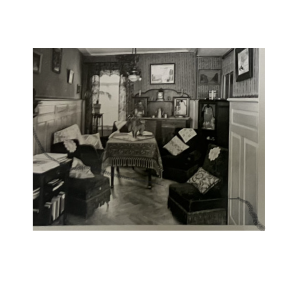 Aufbau/Abbau und Betreuung der AUSSTELLUNG