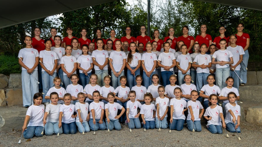 Neuuniformierung Majoretten Münsingen