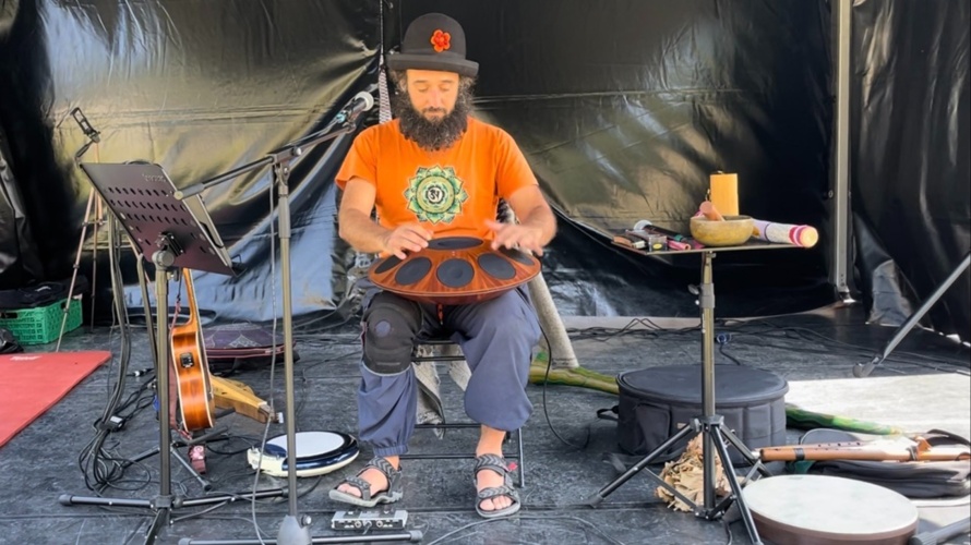 Hichem, enregistrement de deux albums de mon univers musical.