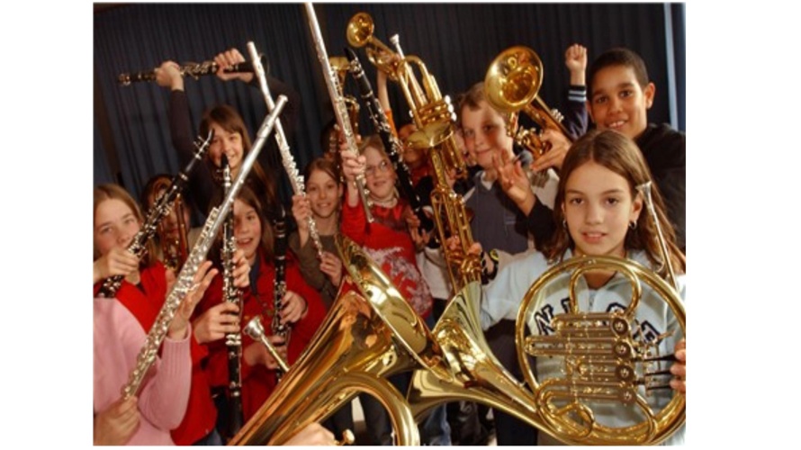 Bläserklasse Margeläcker 2022 - Blasinstrumente für eine Schulklasse