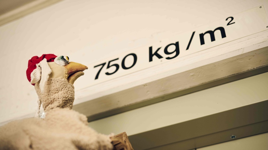 Bühne und Kostüme für die Goliath Show