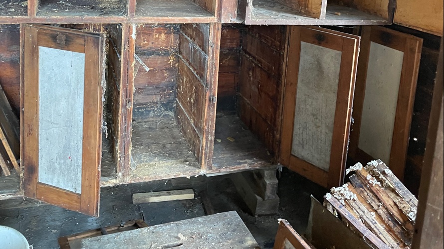 Sanierung Bienenhaus