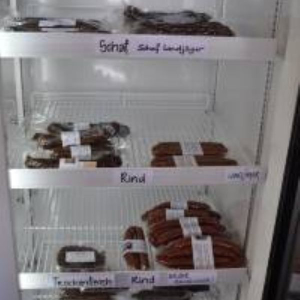 Schafwurst, Ziegenkäse, Brätlerkäse, Bergkäse oder Trockenwurst