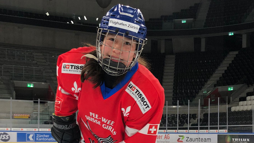 Anina-Celine goes for Pee-Wee in Canada!