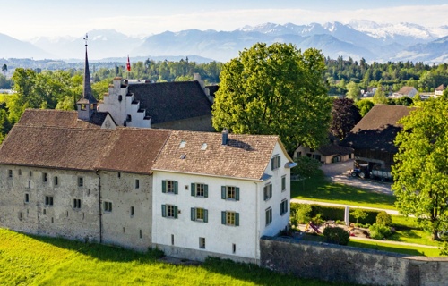 Farbige Kleider machen Leute! Führungen mal anders.