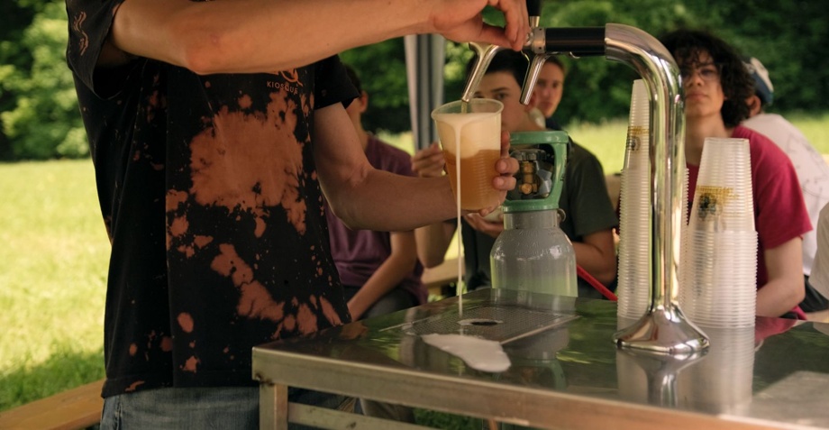 Gratis-Getränk an Eröffnungsfeier