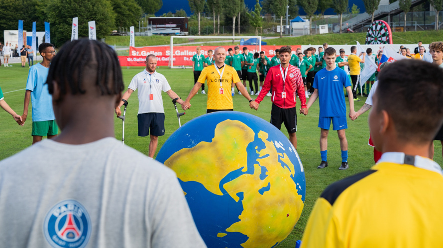 FOOTBALL IS MORE Schweiz