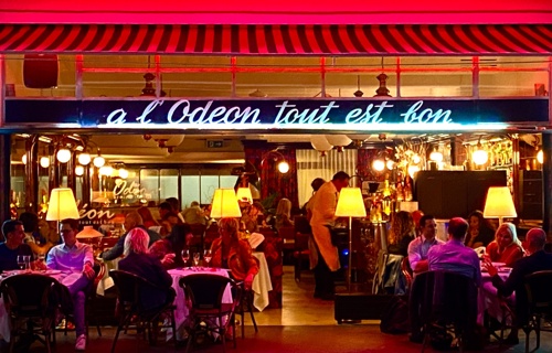 Auf weitere 90 Jahre Odéon in Biel