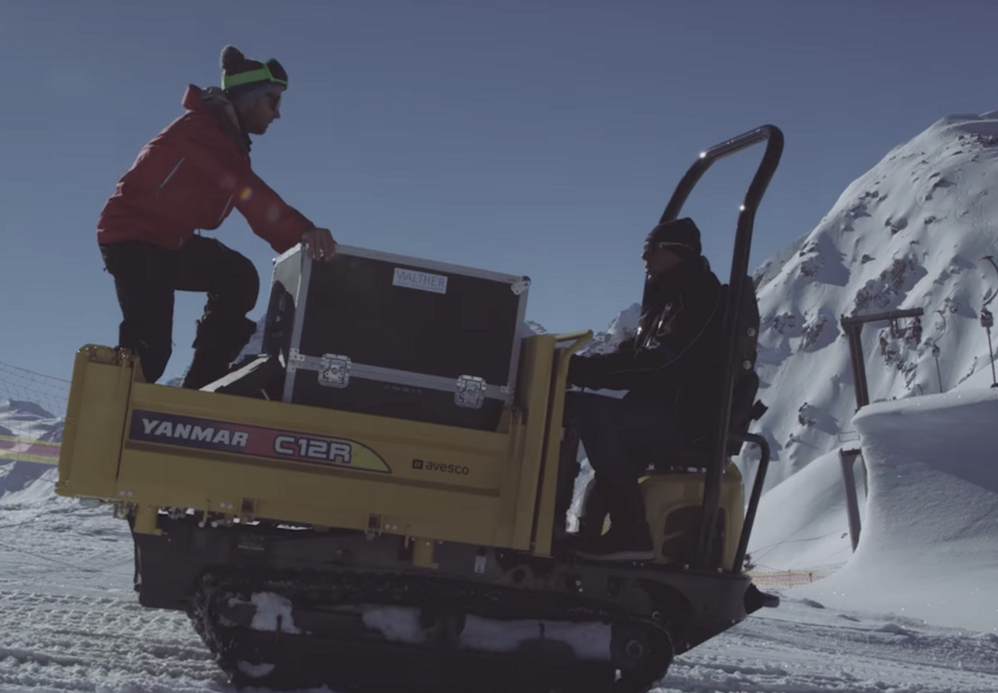 Membre des opérations en montagne