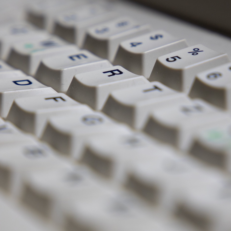 COMPUTERSUPPORT VON YVES