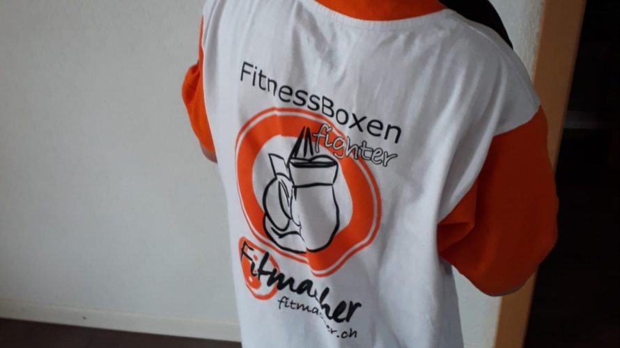 Neue Boxsäcke für unsere Kids