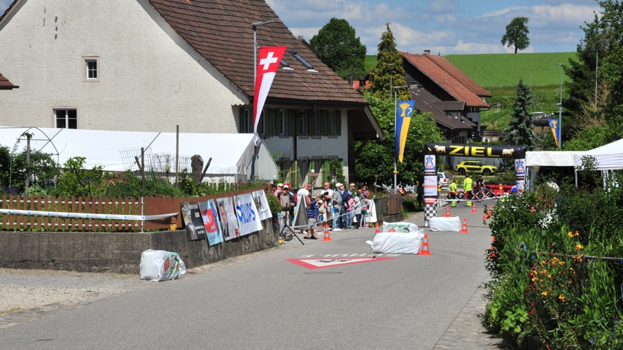 Nationales Seifenkistenrennen Freienwil 2018