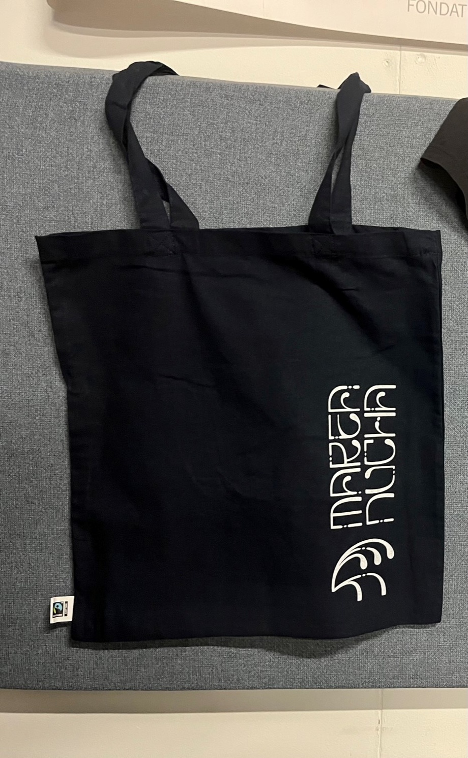 Tasche mit Logo von Marea Nucha